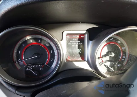 2018 Dodge Journey Crossroad z USA, uszkodzony, nr VIN 3C4PDDGG0JT371452